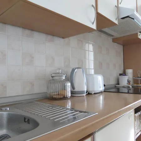 Lina Apartman *
